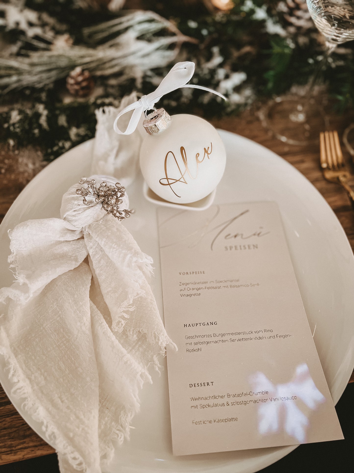 Christmas Balls off-white