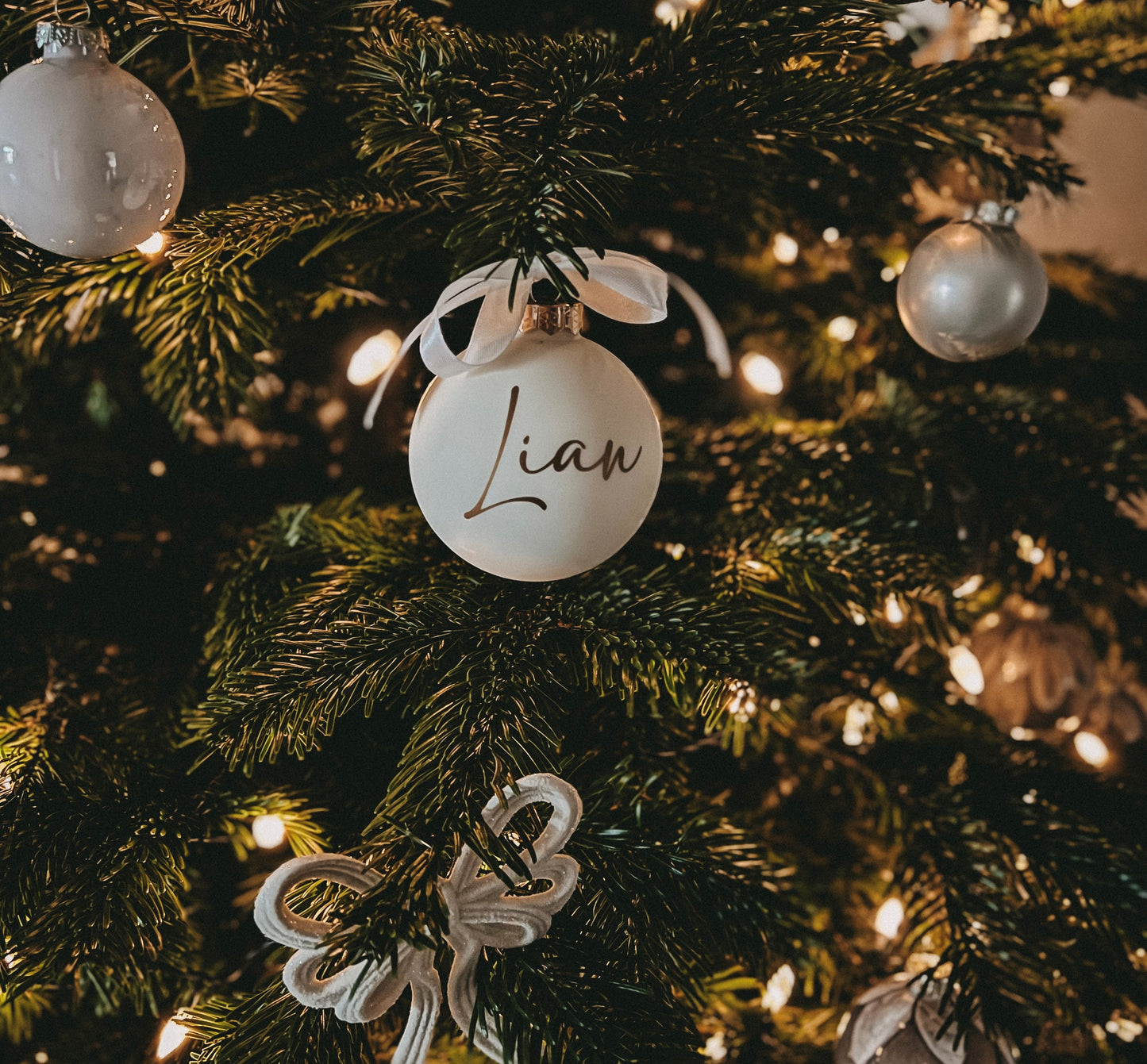 Christmas Balls off-white