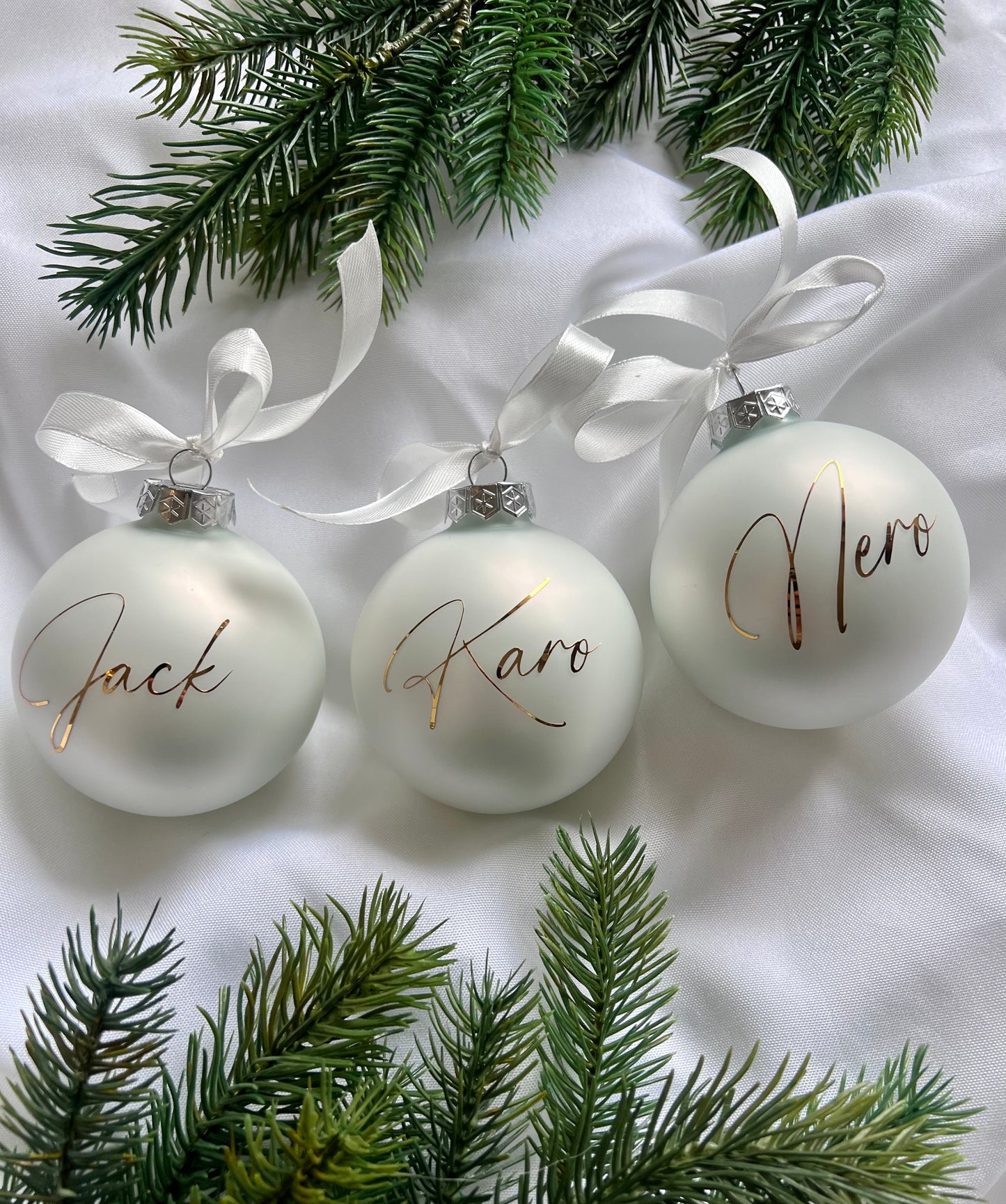 Christmas Balls white