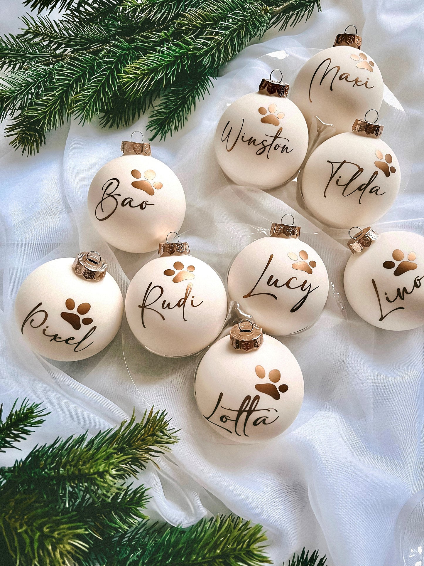 Christmas Balls off-white