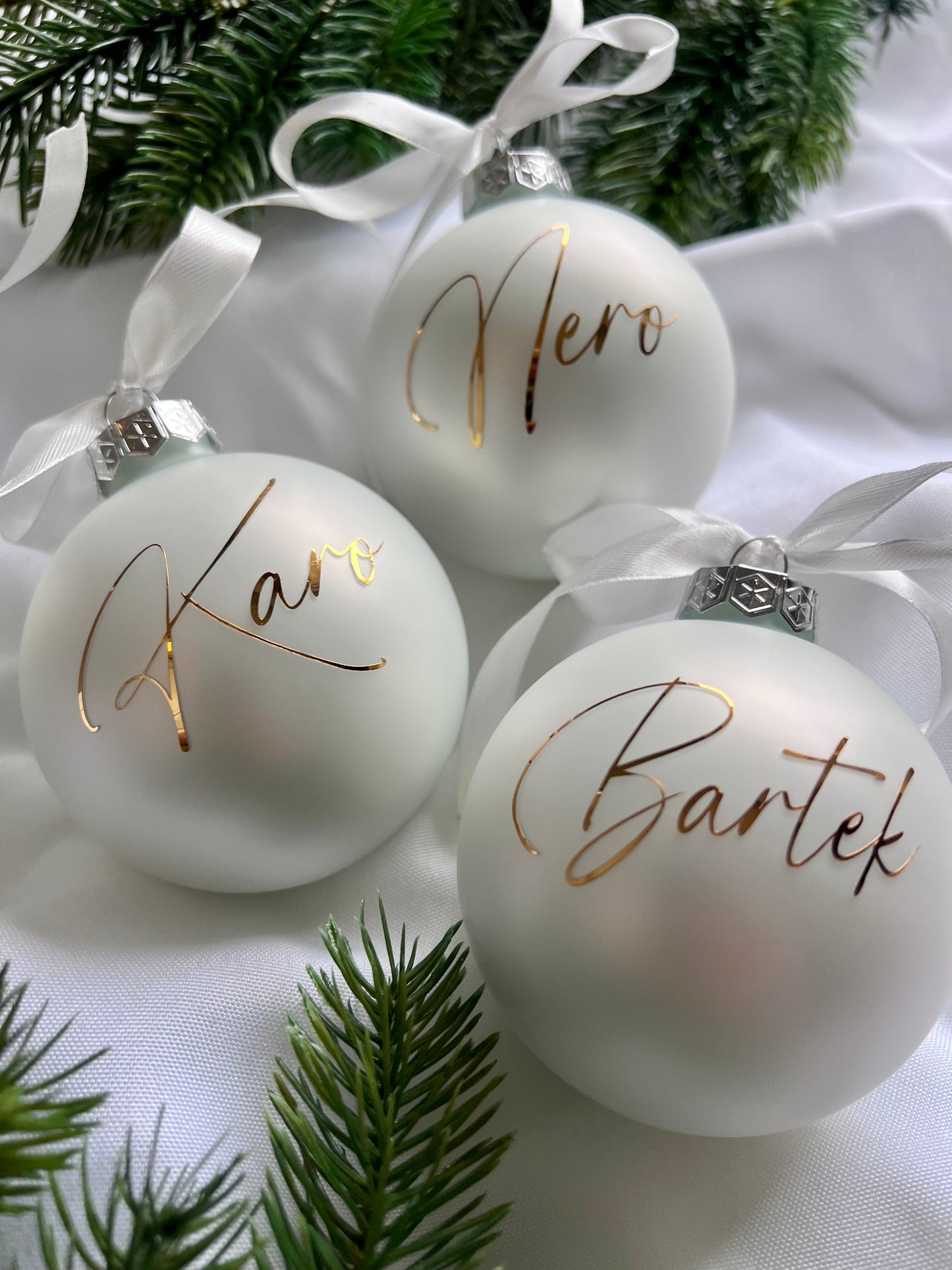 Christmas Balls white