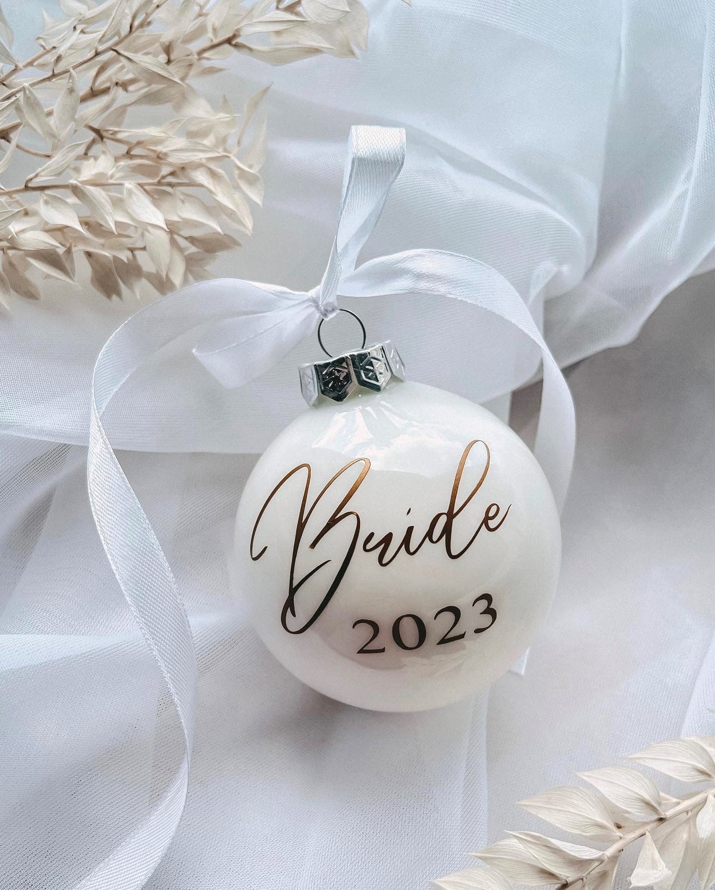 Christmas Balls Bride&Groom (black&white)