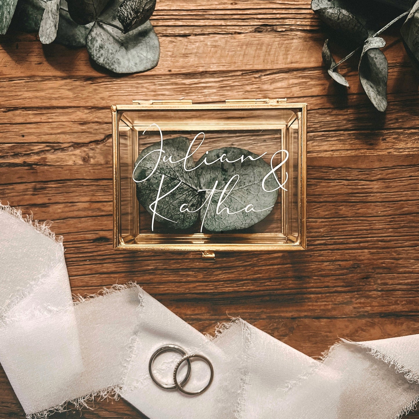 Ringbox Calligraphy Small