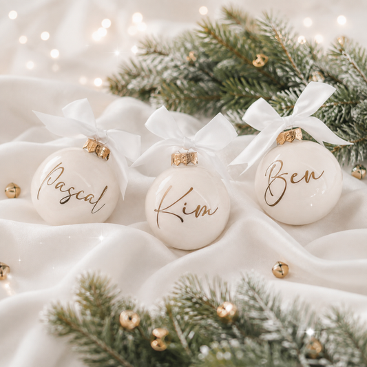 Christmas Balls off-white